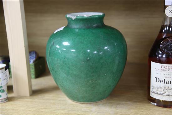 A 19th century Chinese green crackle glazed vase 8in.